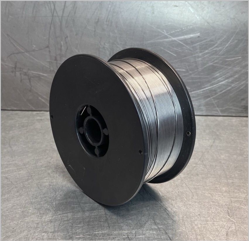 Проволока сварочная порошковая d-0,8мм 1кг E71T омедненная 