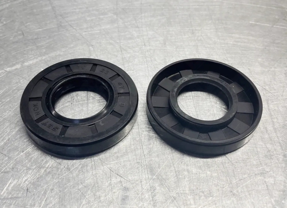 23*47*8 TC сальник (импорт) NBR70 NQK