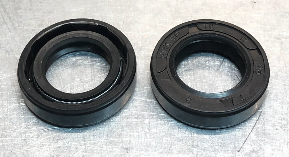 17*28*7-2,2 сальник ГОСТ 8752-79