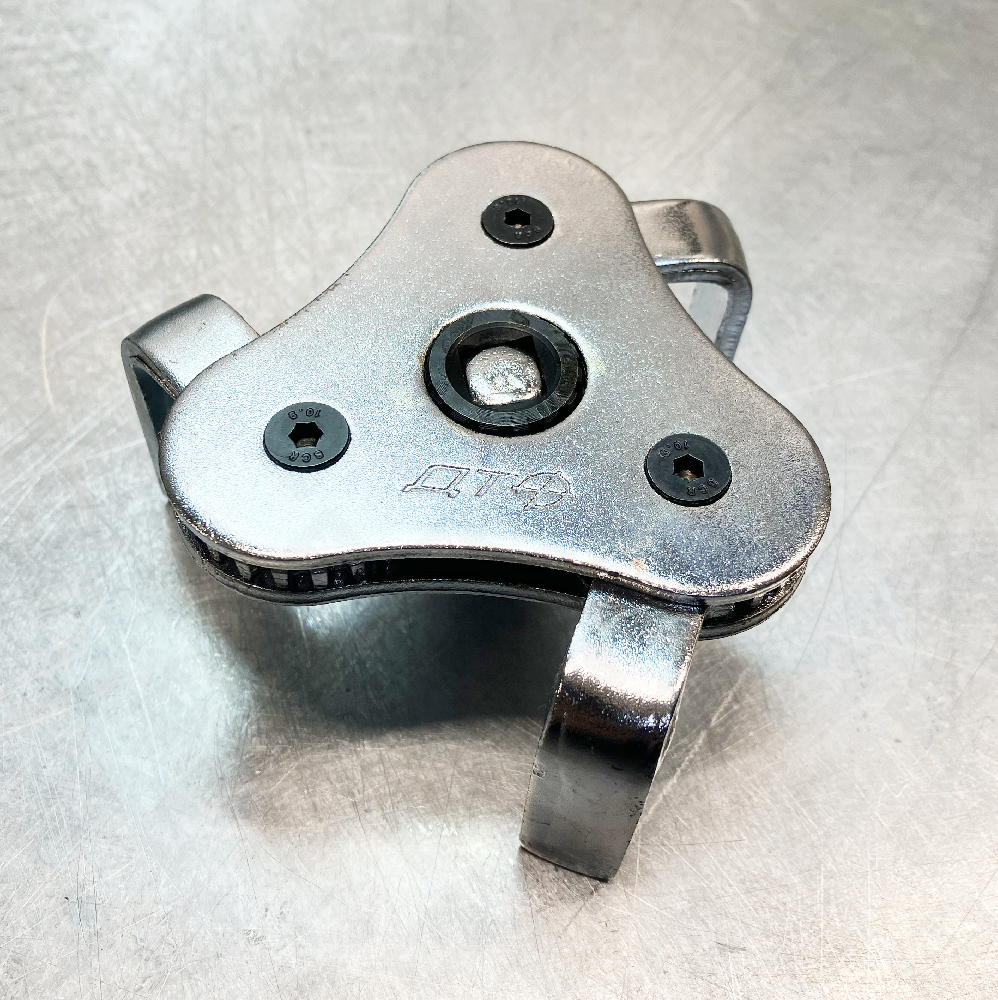 Съемник масляного фильтра "краб" прямой 3х лапый 63-102 мм Дело техники