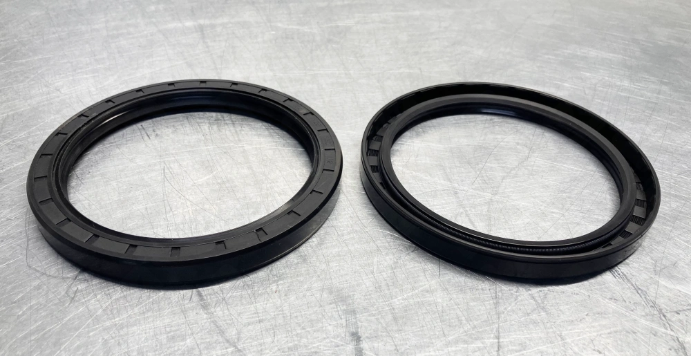 105*130*12 TC сальник (импорт) FKM75 