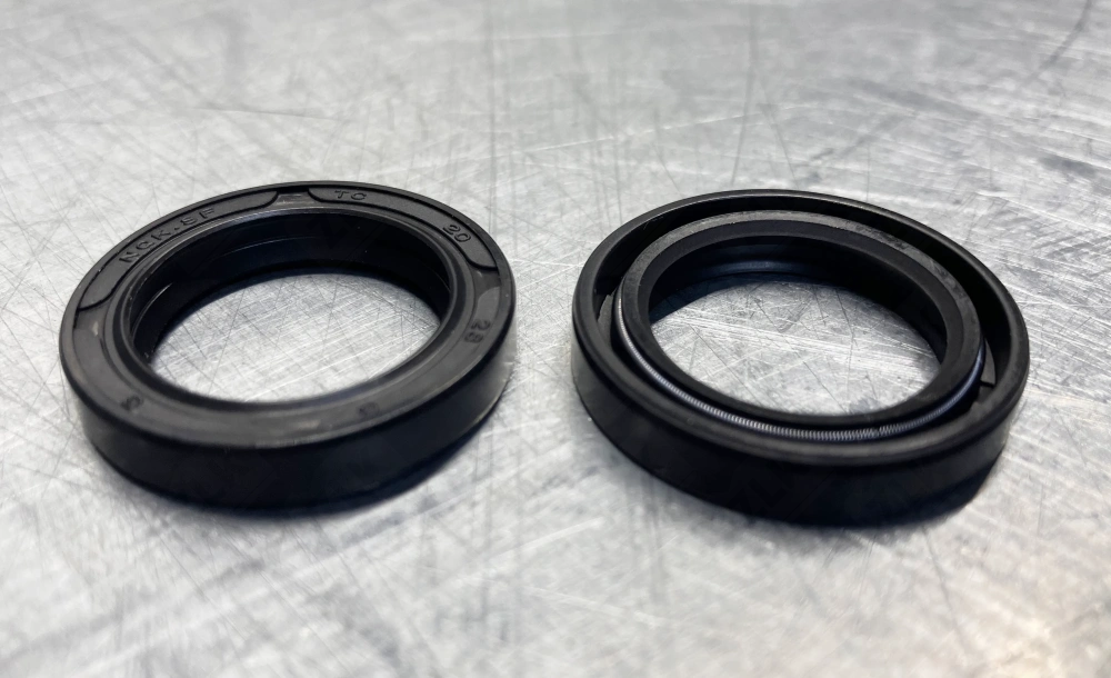 20*28*5 TC сальник (импорт) NBR70 NQK