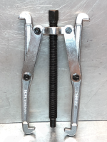 Съемник 200мм белый 2-х лапый  