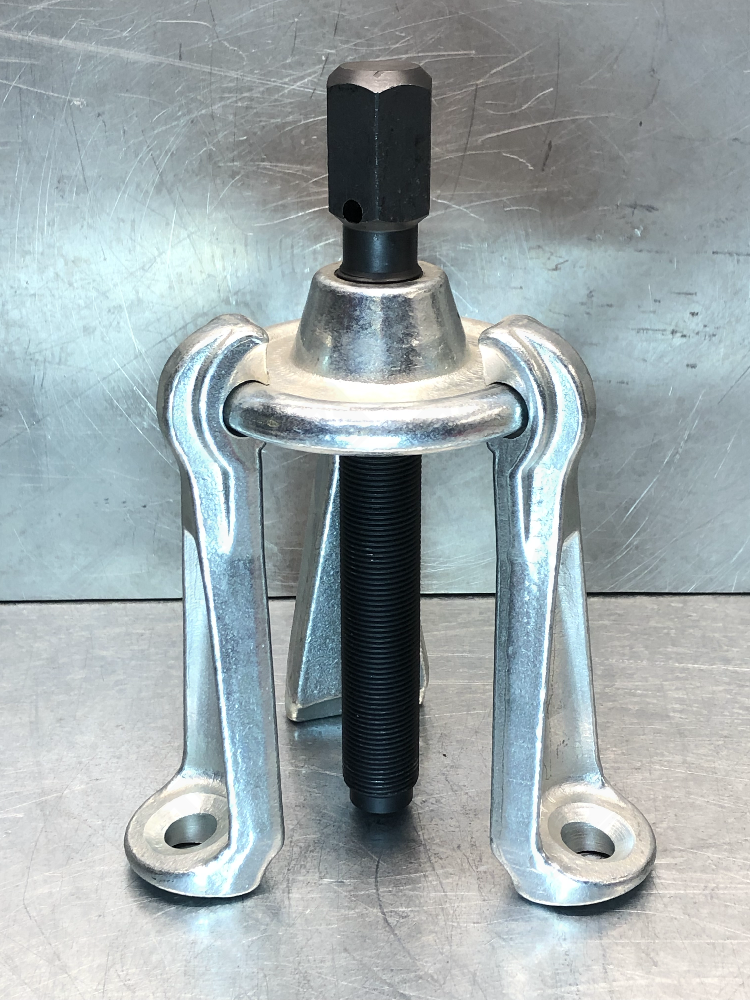 Съемник ступиц универсальный H=200мм D-180-250мм " АвтоДело"