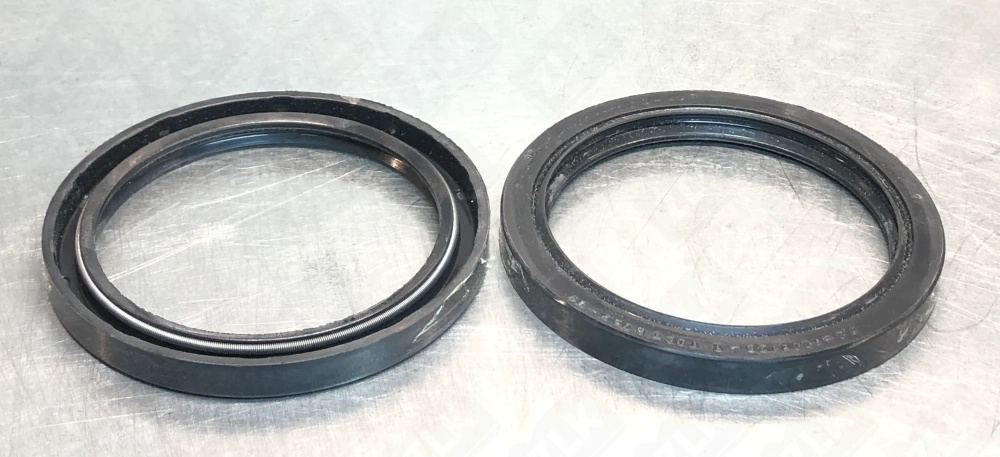 100*125*12 TC сальник (импорт) NBR70 NQK 