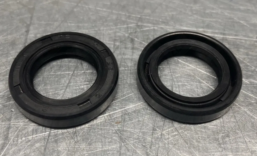 16*25*5 ТС сальник (импорт) NBR70 WLK