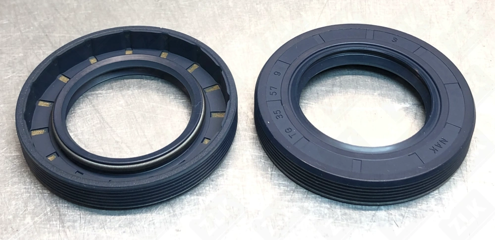 35*57*9-2,2 сальник ГОСТ 8752-79