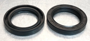 Сальник (манжета армированная)  32×45×7 мм