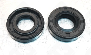 Сальник (манжета армированная)  14×28×7 мм