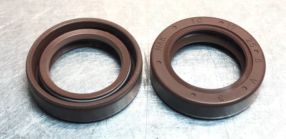 17*25*6 TC сальник (импорт) FKM75 SF NQK