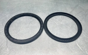 Сальник (манжета армированная)  200×240×15 мм