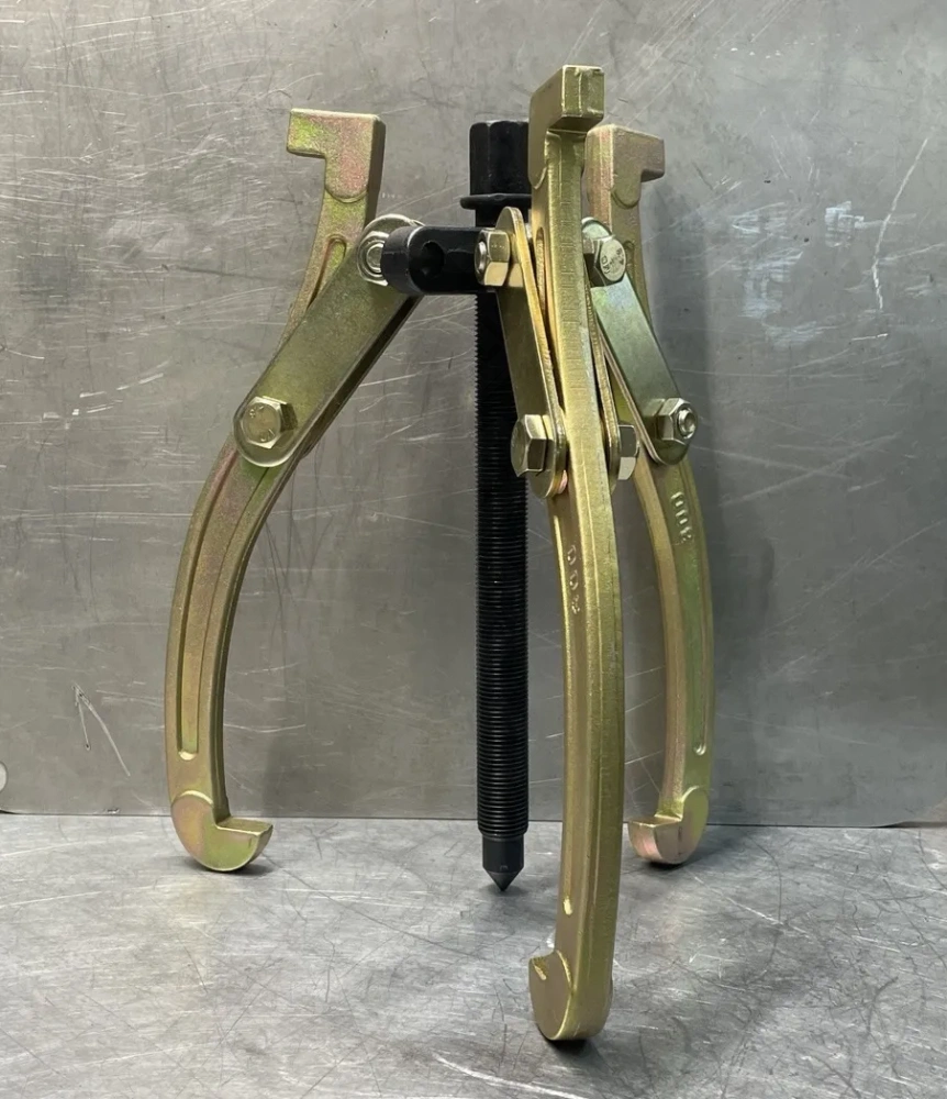 Съемник шарнирный 300 мм 2-3-х лапый Beril