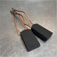 Щетка 12,5*32*57 ЭГ61А2  электровозная