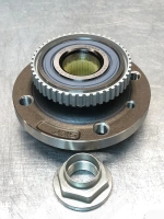 Подшипниковый ступичный узел VKBA938 радиально-упорный шариковый 31-57-42 мм