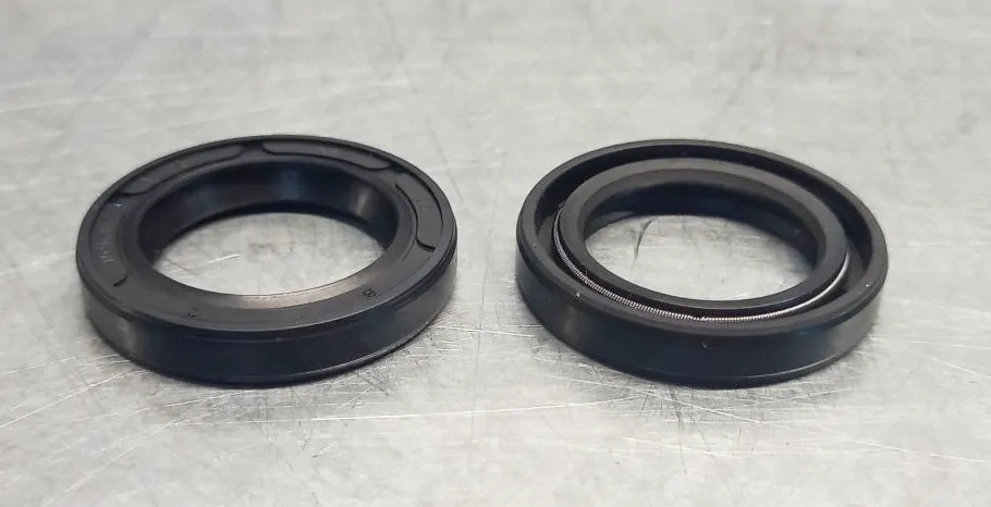 24*35*6 TC сальник (импорт) NBR70 NQK