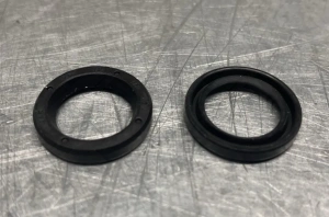 Манжета армированная (сальник) 12*17*3 VC 