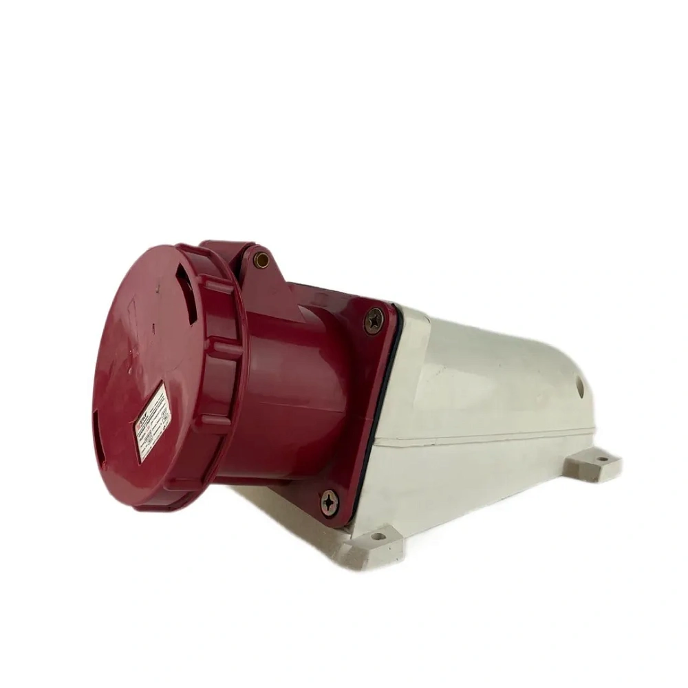 Розетка силовая cтац. 135 3Р+РЕ+N LP 380В 63А