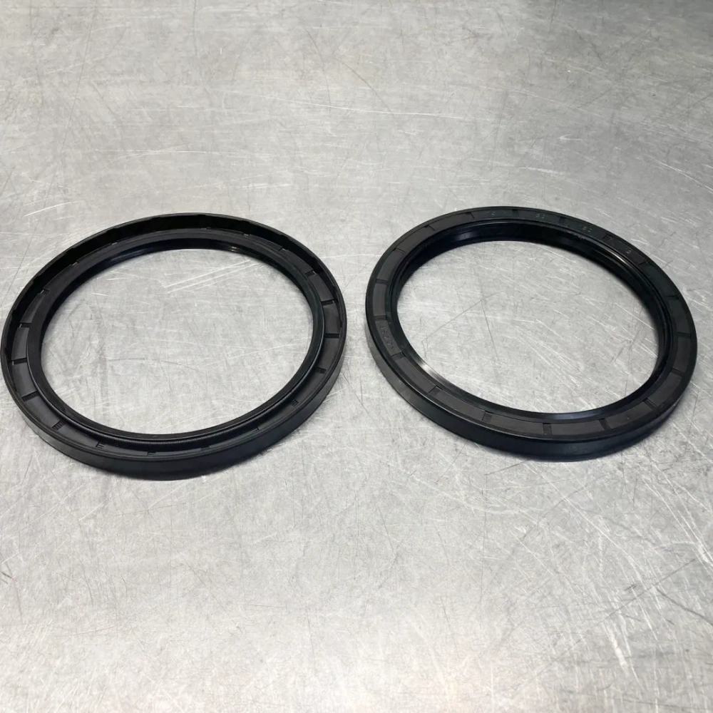 130*160*12 TC сальник (импорт) NBR70 NQK