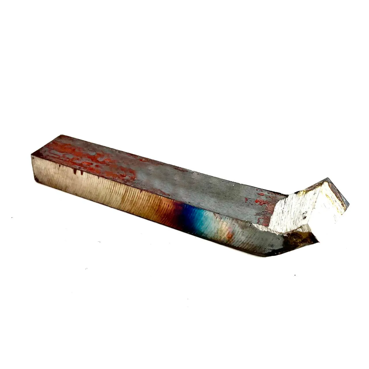 Резец проходной отогнутый  т5к10 левый