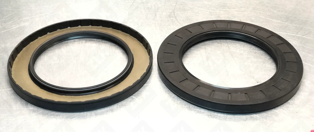 120*180*13 HTCW сальник (импорт) SOG