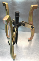 Съемник 350 мм желтый 3-х лапый