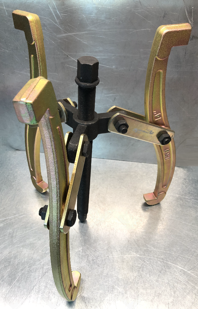 Съемник 350 мм желтый 3-х лапый