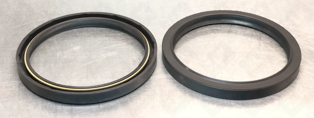 142*168*16-2,2 сальник ГОСТ 8752-79