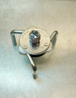 Съемник масляного фильтров "краб" прямой с цилиндрическими захватами  65-120 мм THORVIK