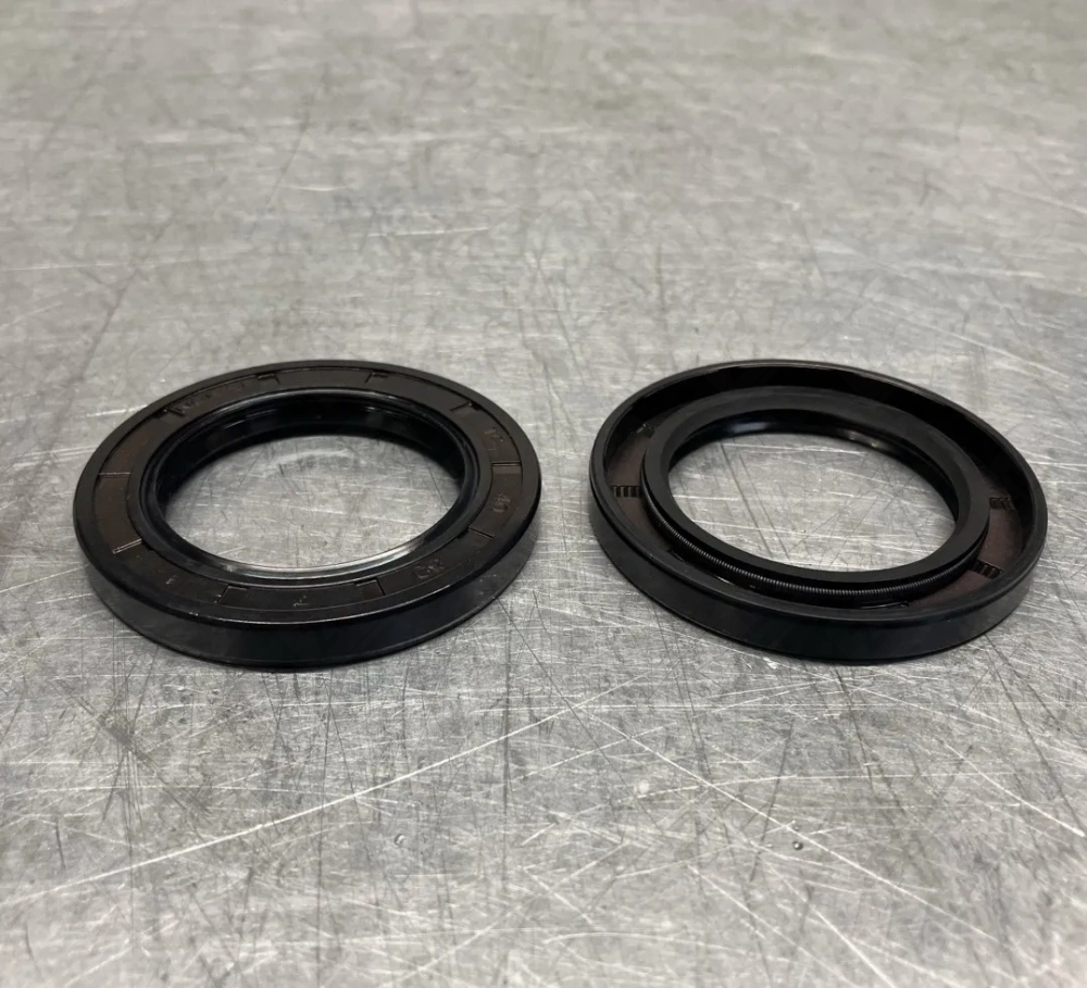 40*60*7 TC сальник (импорт)  NBR70 NQK