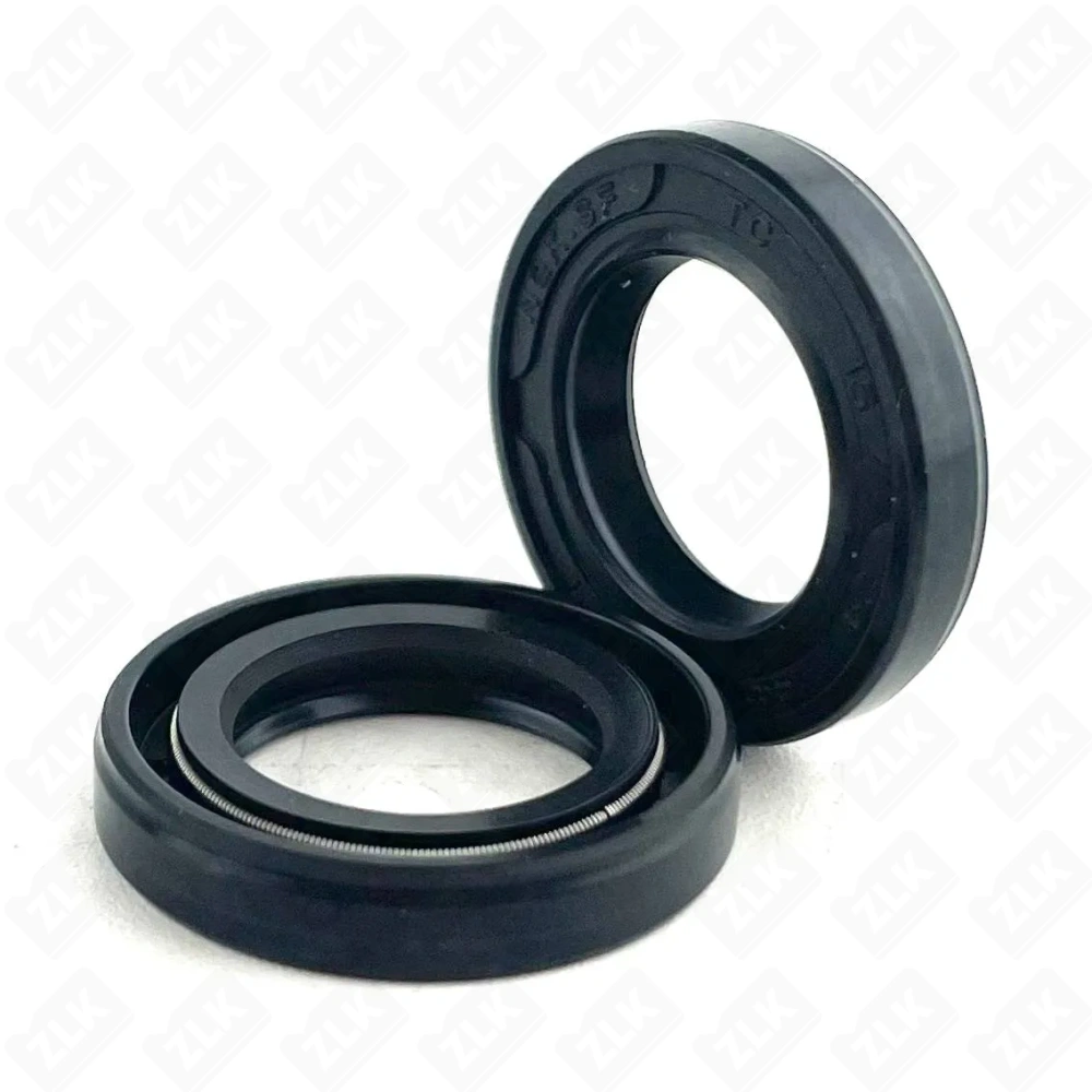 15*24*4,5 ТС сальник (импорт) NBR70 NQK SF