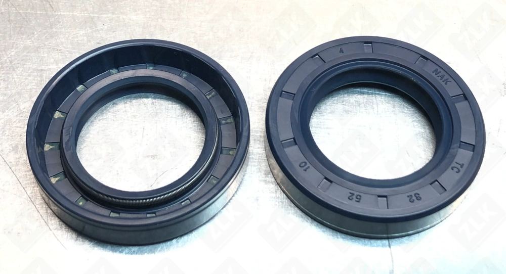 32*52*10 сальник (импорт) TC NBR70 NAK